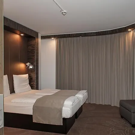 Hotel City-sued 3*