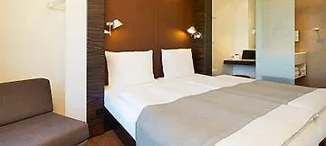 Hotel City-sued 3*